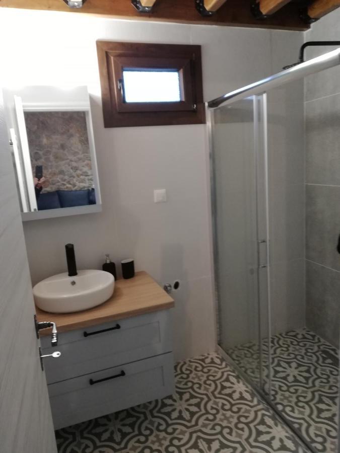 Olympus Country House Karia  外观 照片