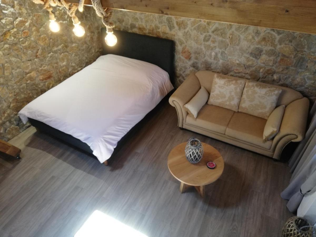 Olympus Country House Karia  外观 照片