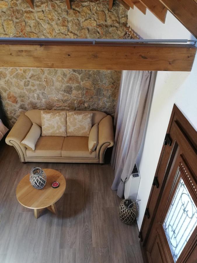 Olympus Country House Karia  外观 照片